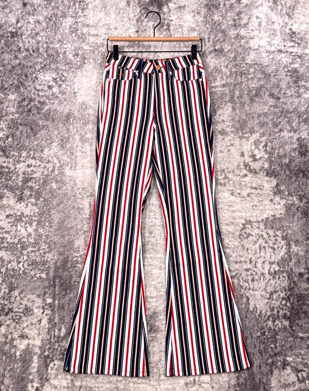 New Wrangler x Lainey Wilson Jeans 25 Womens Boot Hugger Color Striped Denim